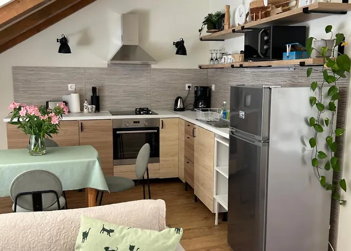 Lovely Διαμέρισμα *